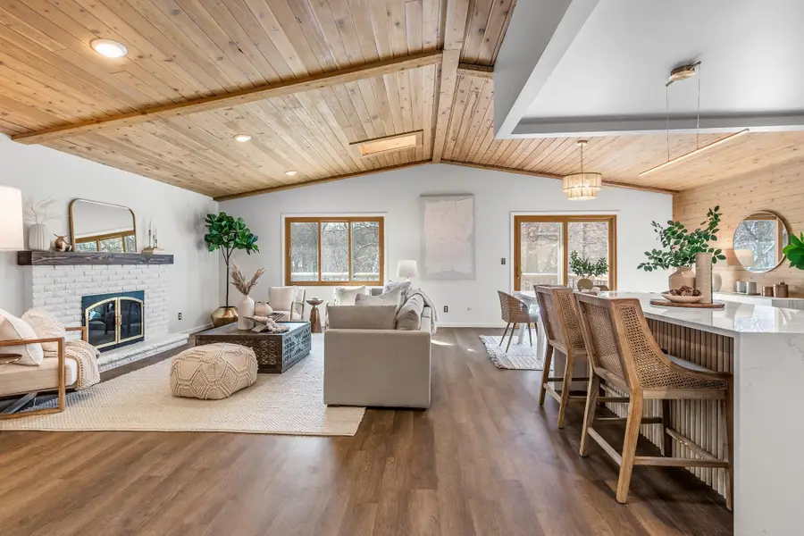 104 Belmont Road, Apple Valley, MN 55124 - #3