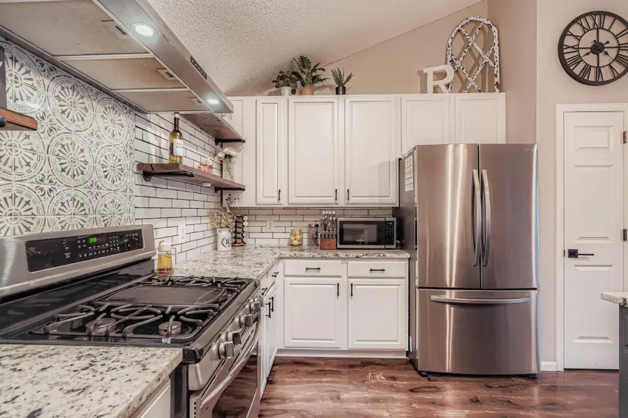 6887 Folkestone Road #712, Apple Valley, MN 55124 - Image #3