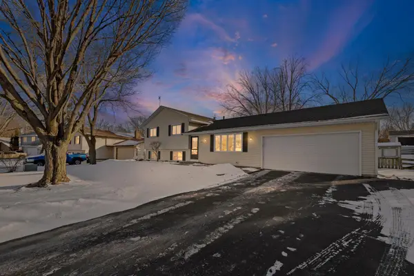 13713 James Avenue S, Burnsville, MN 55337