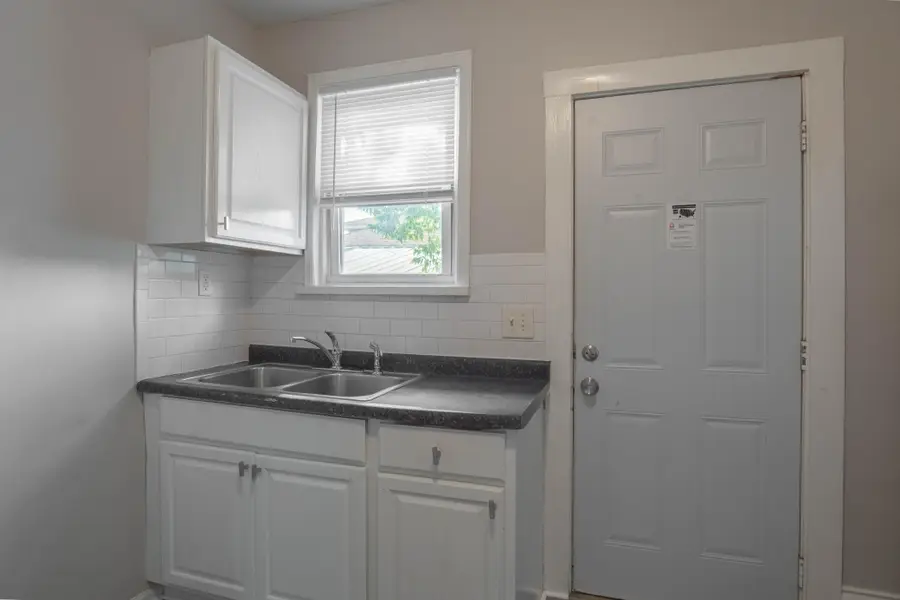 1002 Lowry Avenue N, Minneapolis, MN 55411 - #3