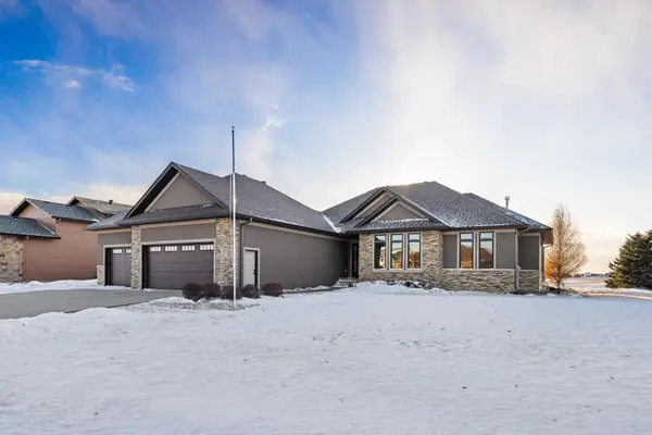 776 Riverbend Road, Oxbow, ND 58047