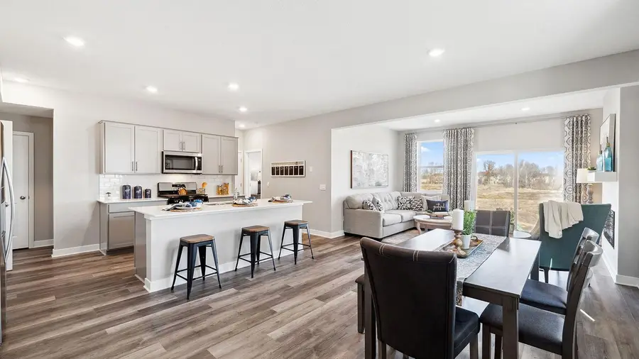 17046 Draper Way, Lakeville, MN 55044 - Image #2