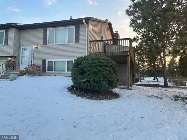 10320 Balsam Lane, Eden Prairie, MN 55347
