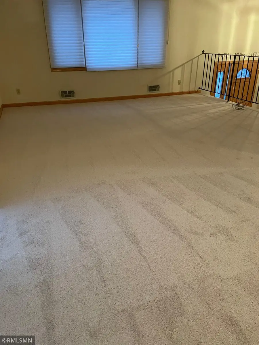 10320 Balsam Lane, Eden Prairie, MN 55347 - Image #3