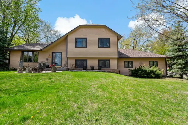 1213 Bluebill Bay Road, Burnsville, MN 55306