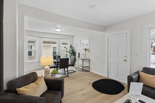 2024 Queen Avenue N, Minneapolis, MN 55411