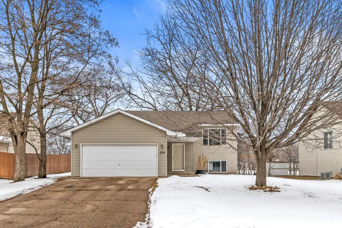 529 5th Avenue E, Shakopee, MN 55379 - Image #1