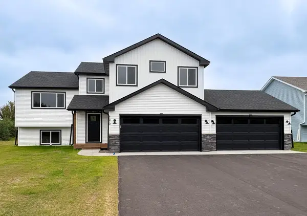 15588 100th Avenue, Milaca, MN 56353