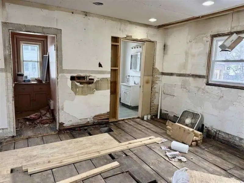 922 S 5th Avenue, Virginia, MN 55792 - Image #2