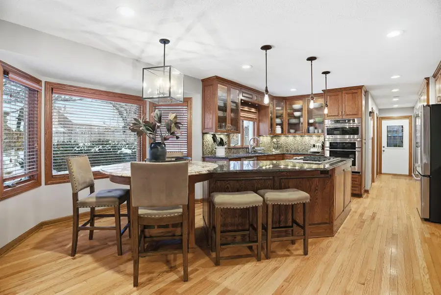 5500 River Bluff Curve, Bloomington, MN 55437 - Image #3