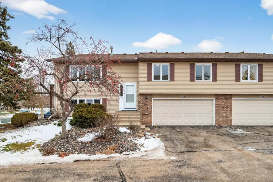 10381 Balsam Lane, Eden Prairie, MN 55347 - Image #2