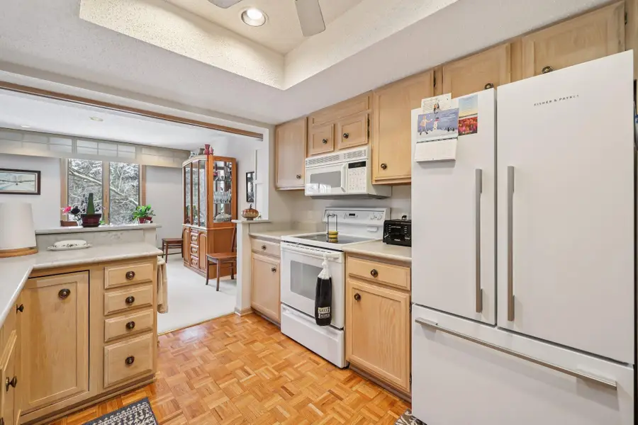 5601 Dewey Hill Road #211, Edina, MN 55439 - Image #3