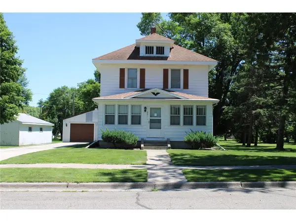 201 3rd Street Se, Renville, MN 56284