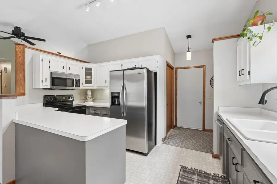 7886 Dempsey Way, Inver Grove Heights, MN 55076 - #3