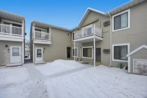 3305 15th Avenue S #D, Fargo, ND 58103