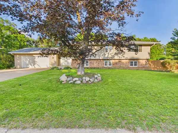 4340 Rustic Place, Shoreview, MN 55126