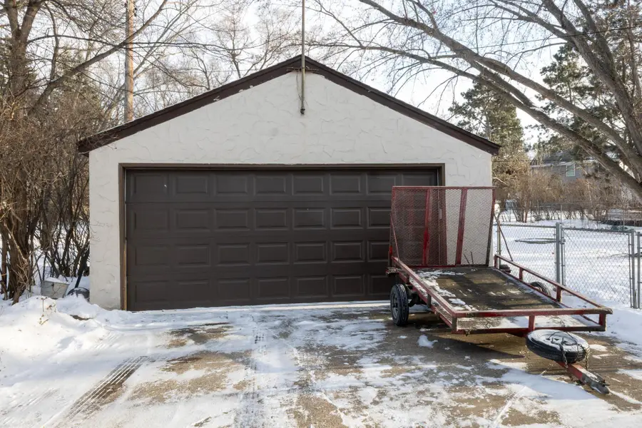 11725 Bittersweet Street Nw, Coon Rapids, MN 55433 - Image #2