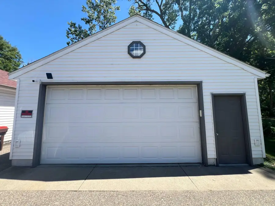 1856 Flandrau Street, Maplewood, MN 55109 - Image #2