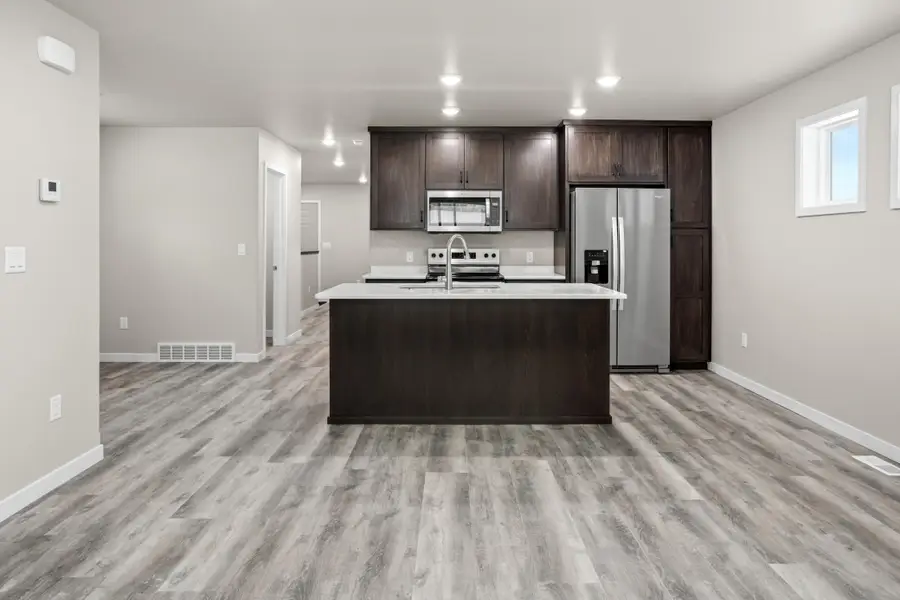 1613 5th Avenue S, Fargo, ND 58103 - Image #2