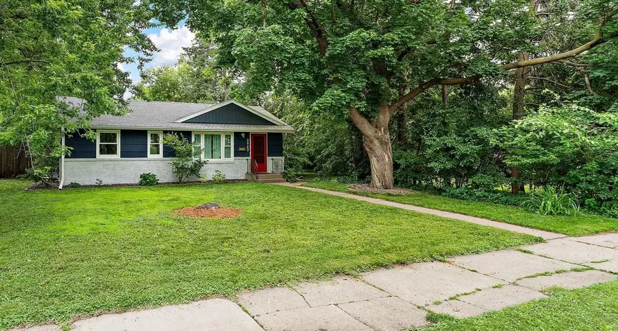 3523 5th Street Ne, Minneapolis, MN 55418 - #2