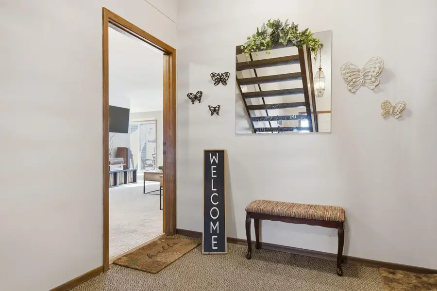 4340 Buckingham Court #1606, Vadnais Heights, MN 55127 - #3