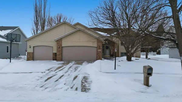 783 14 1/2 Avenue E, West Fargo, ND 58078
