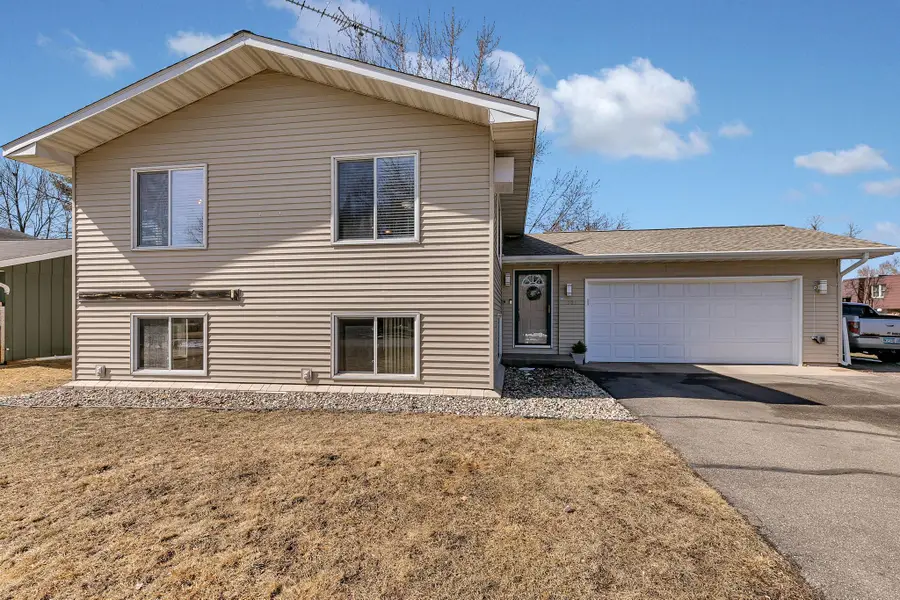 501 Kirkwall Drive, Waite Park, MN 56387 - #3
