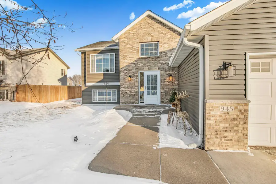 945 Sundance Court, Sartell, MN 56377 - Image #2