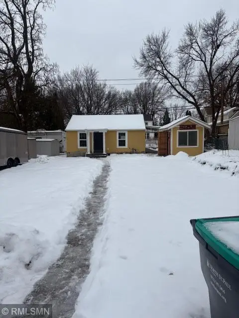 2522 15th Avenue E, North Saint Paul, MN 55109