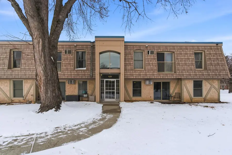 929 11th Avenue S #1, Hopkins, MN 55343 - Image #3