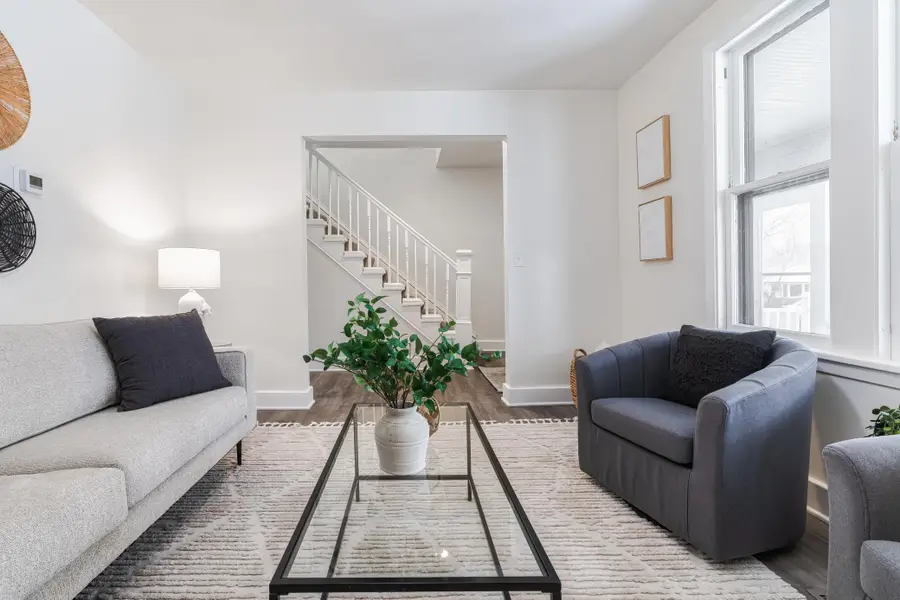 401 Rose Avenue E, Saint Paul, MN 55130 - Image #3