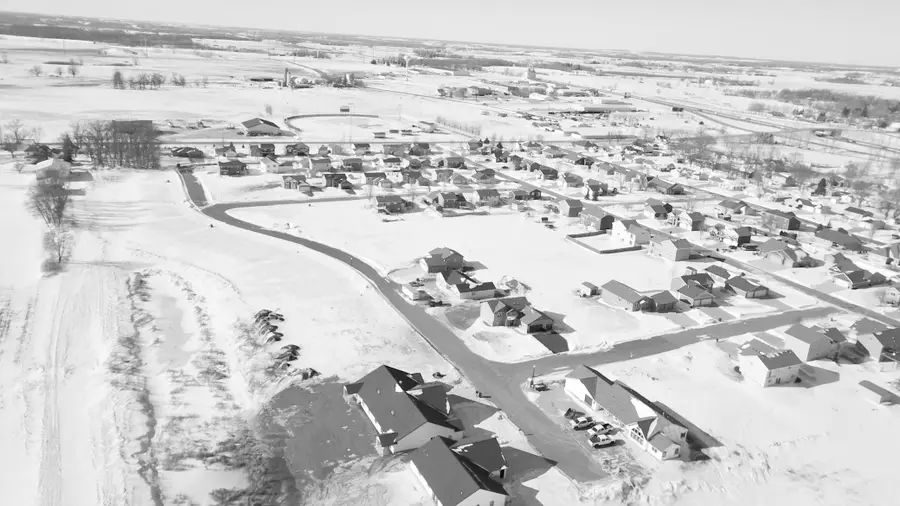 1021 E 3rd Avenue Se, Freeport, MN 56336 - Image #3