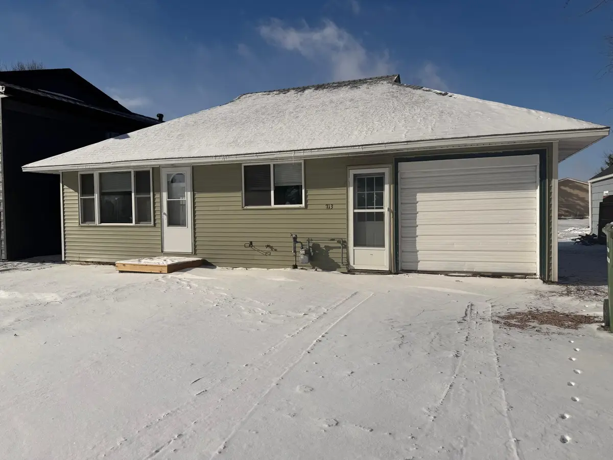 713 Pershing Boulevard, Worthington, MN 56187 - Image #1