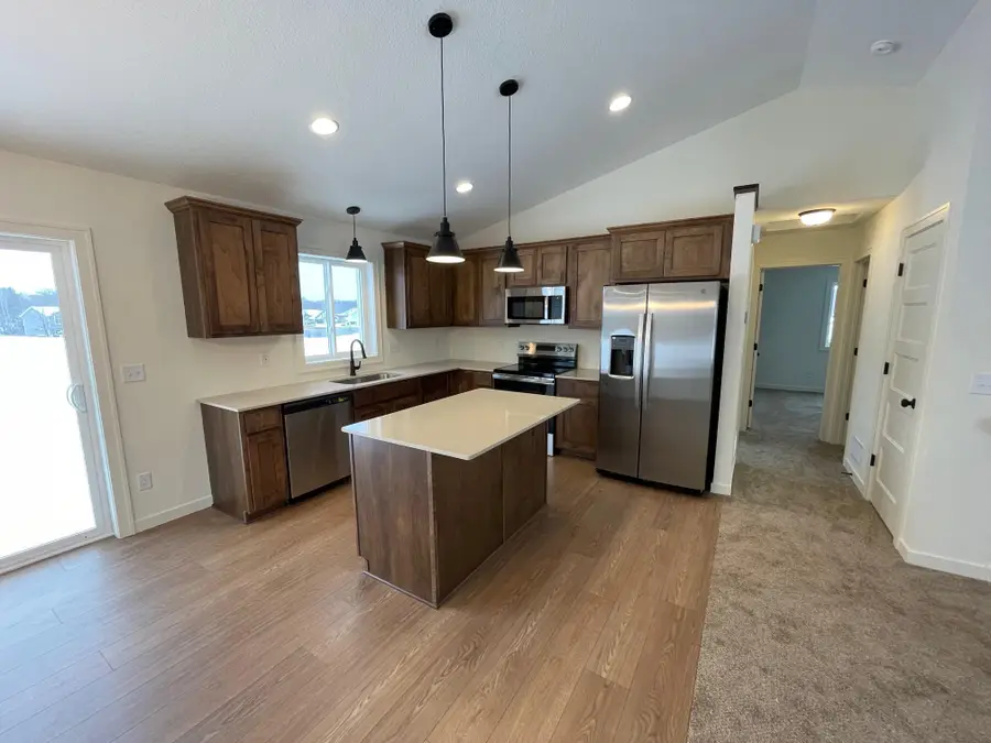 1437 34th Avenue Sw, Cambridge, MN 55008 - Image #3