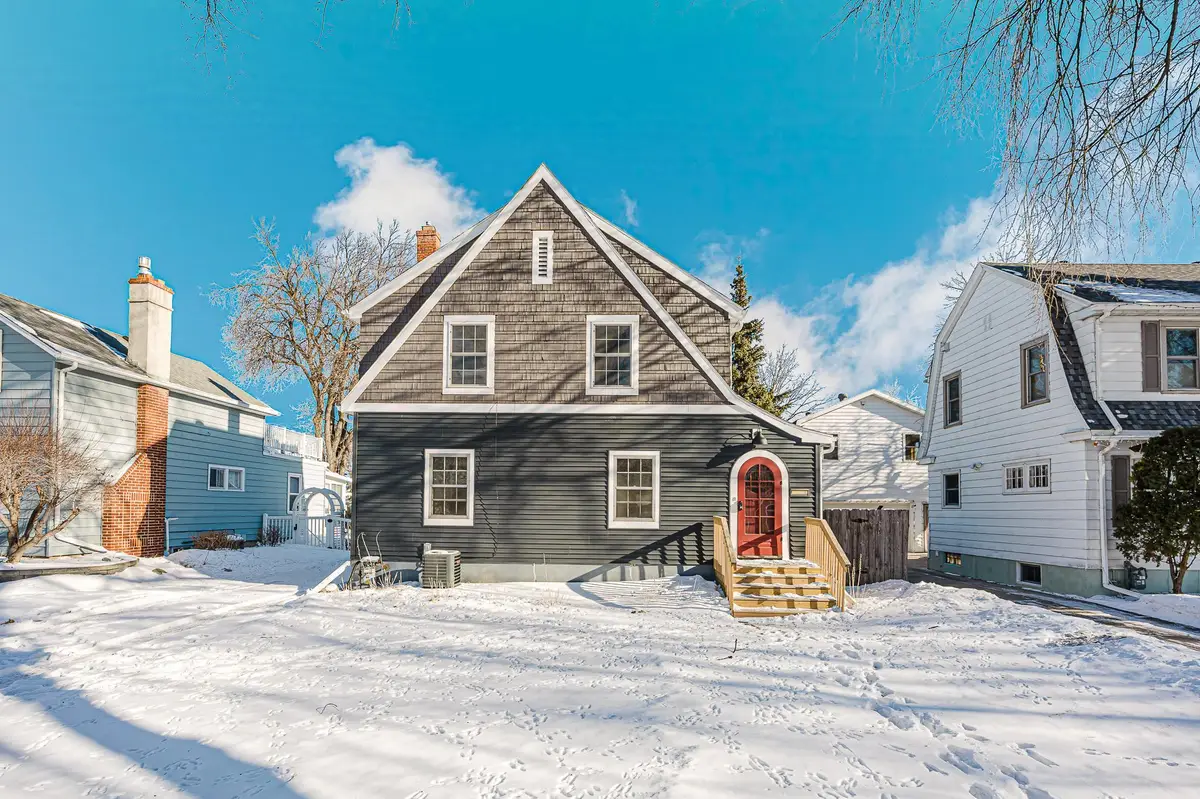 912 11th Street S, Moorhead, MN 56560 - Image #1