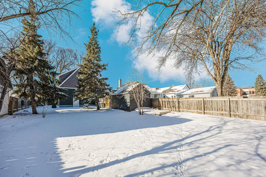 912 11th Street S, Moorhead, MN 56560 - Image #2