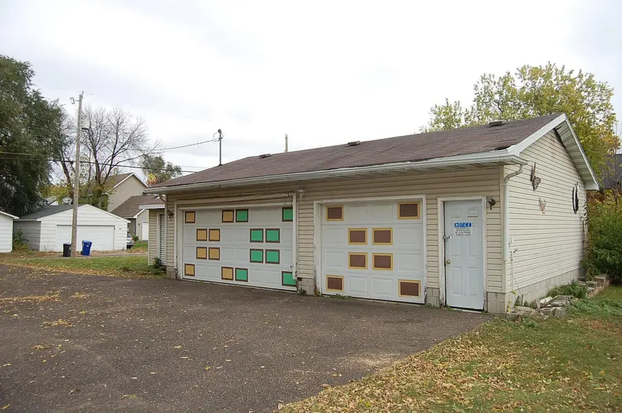 721 Tuscarora Avenue, Saint Paul, MN 55102 - Image #3