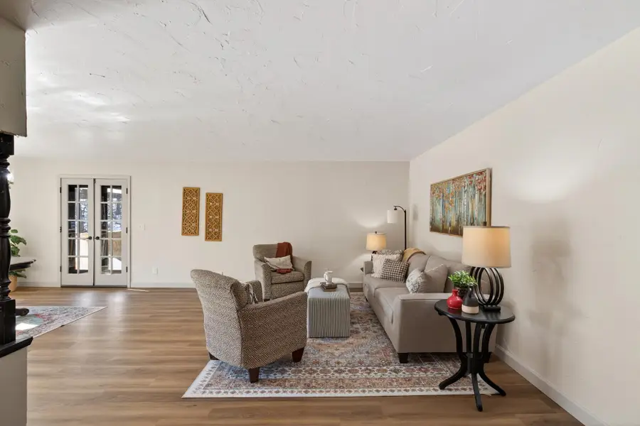 2803 Loop Road S, Burnsville, MN 55306 - #2