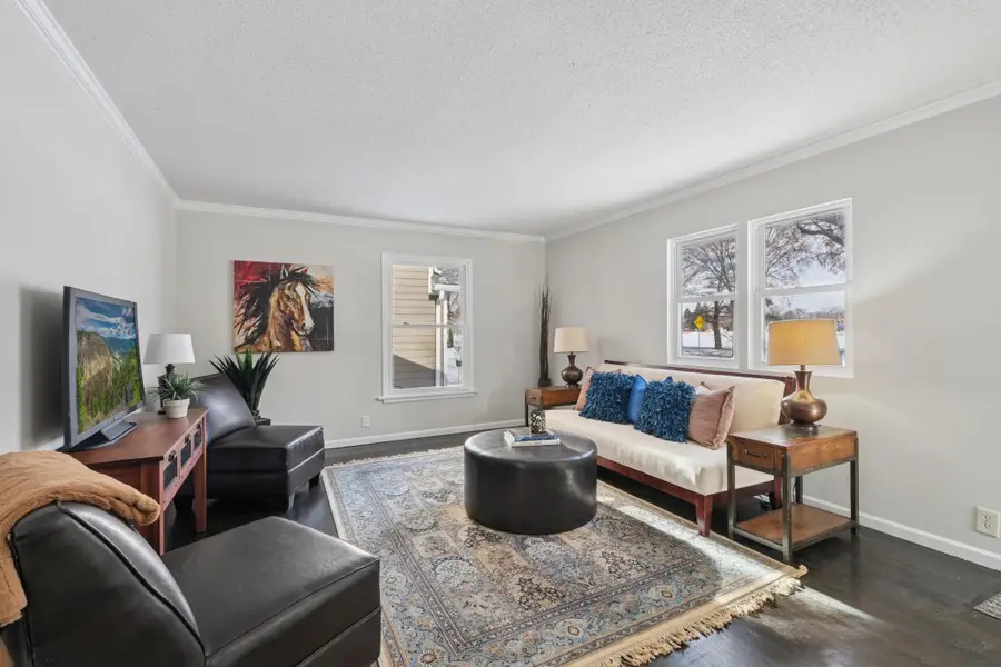 4905 Dupont Avenue N, Minneapolis, MN 55430 - Image #2