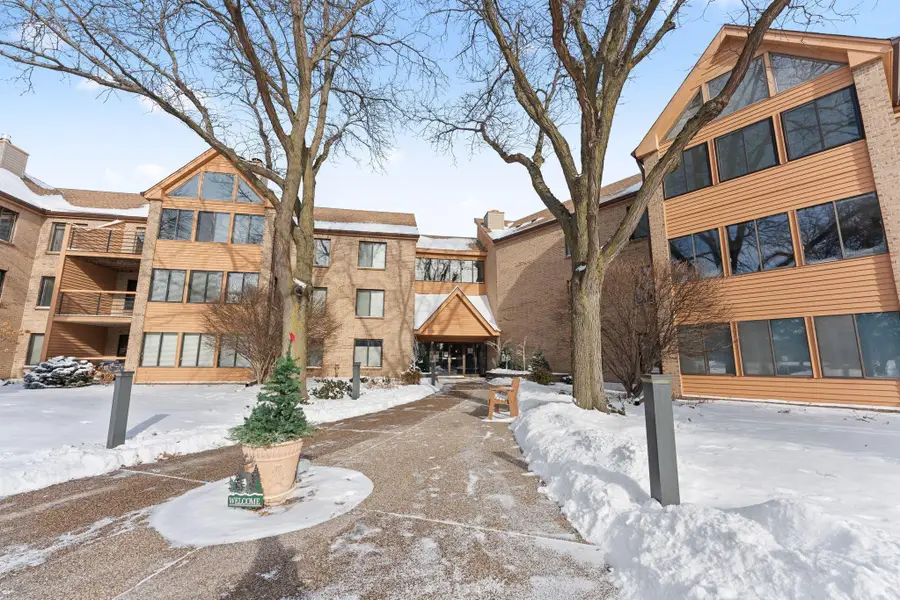 6100 Auto Club Road #211, Bloomington, MN 55438 - Image #3