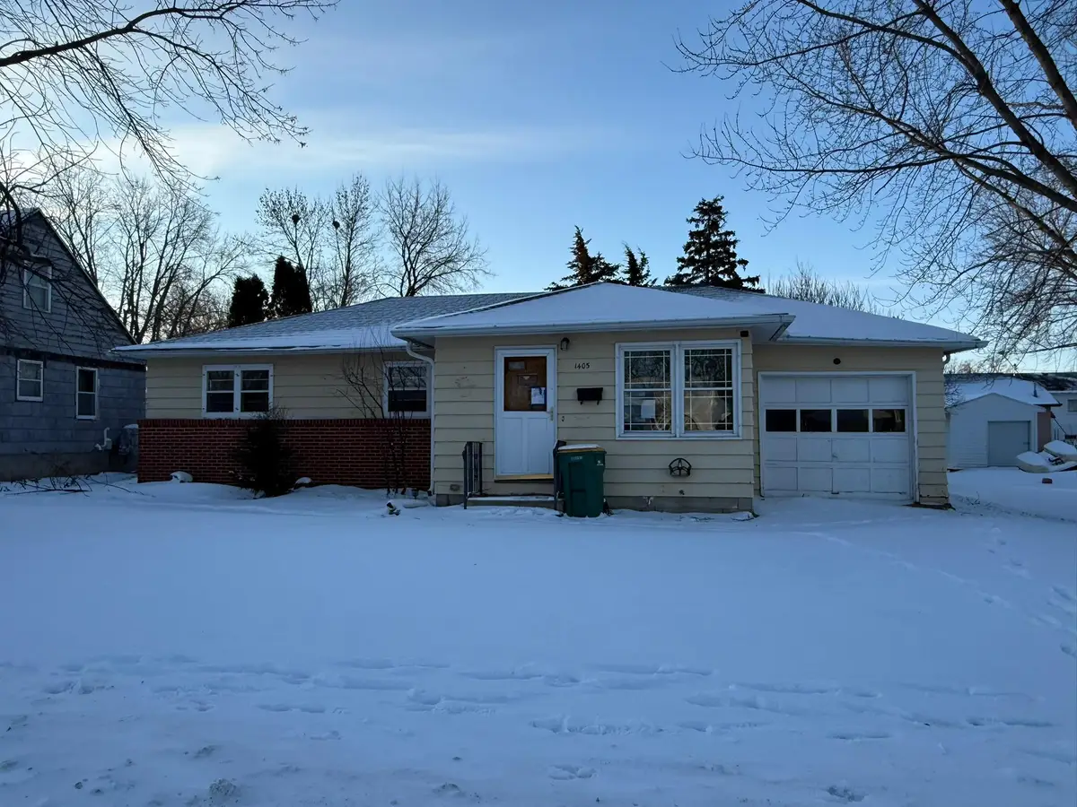 1405 W Clark Street, Albert Lea, MN 56007 - Image #1