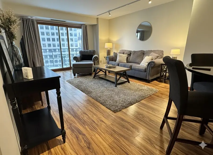 66 9th Street E #1913, Saint Paul, MN 55101 - Image #2