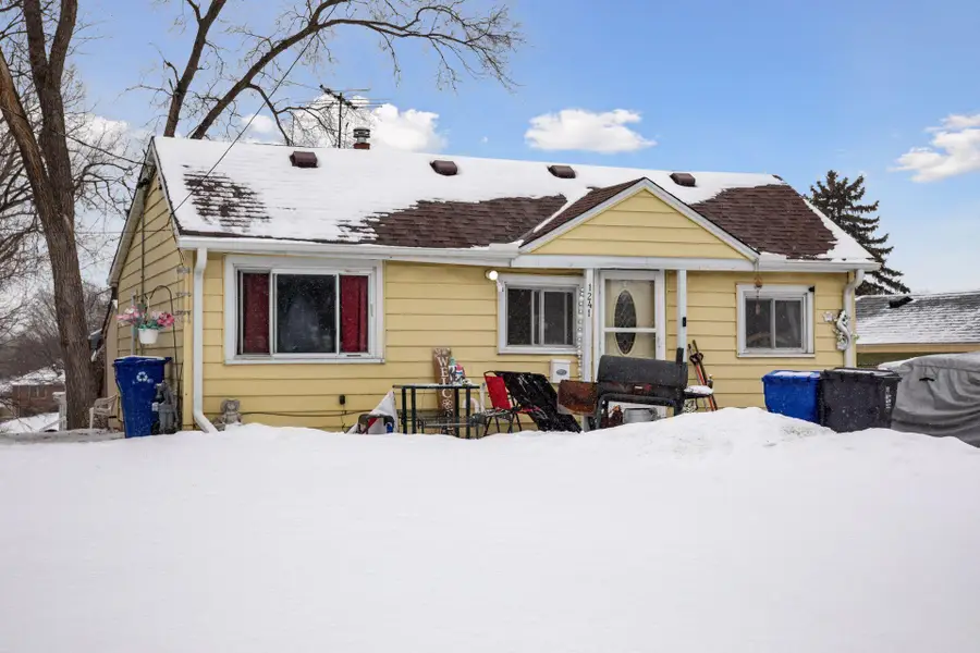 1241 Barclay Street, Saint Paul, MN 55106 - Image #2