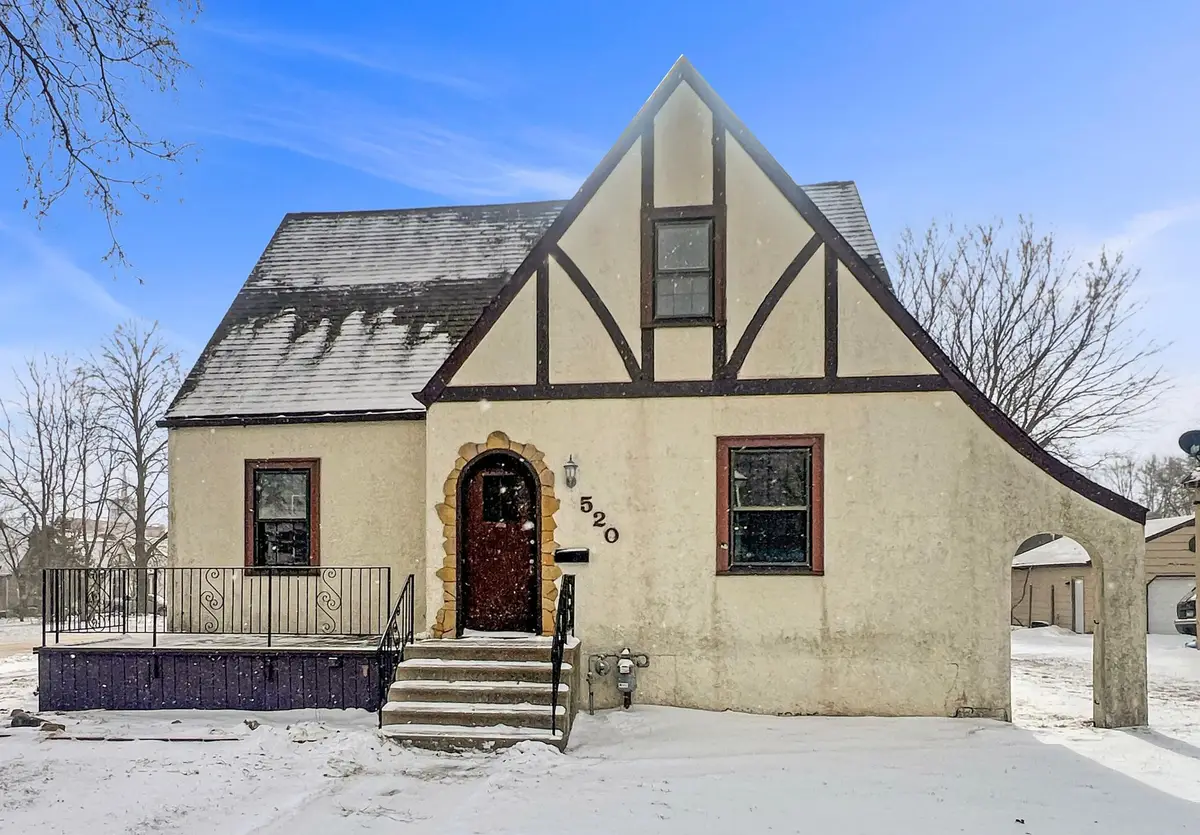 520 E Blue Earth Avenue, Fairmont, MN 56031 - Image #1