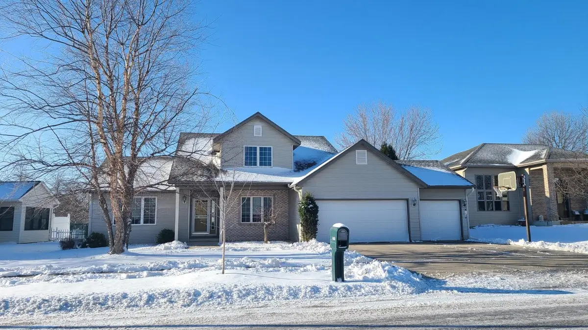 2714 Colleen Street Ne, Rochester, MN 55906 - Image #1