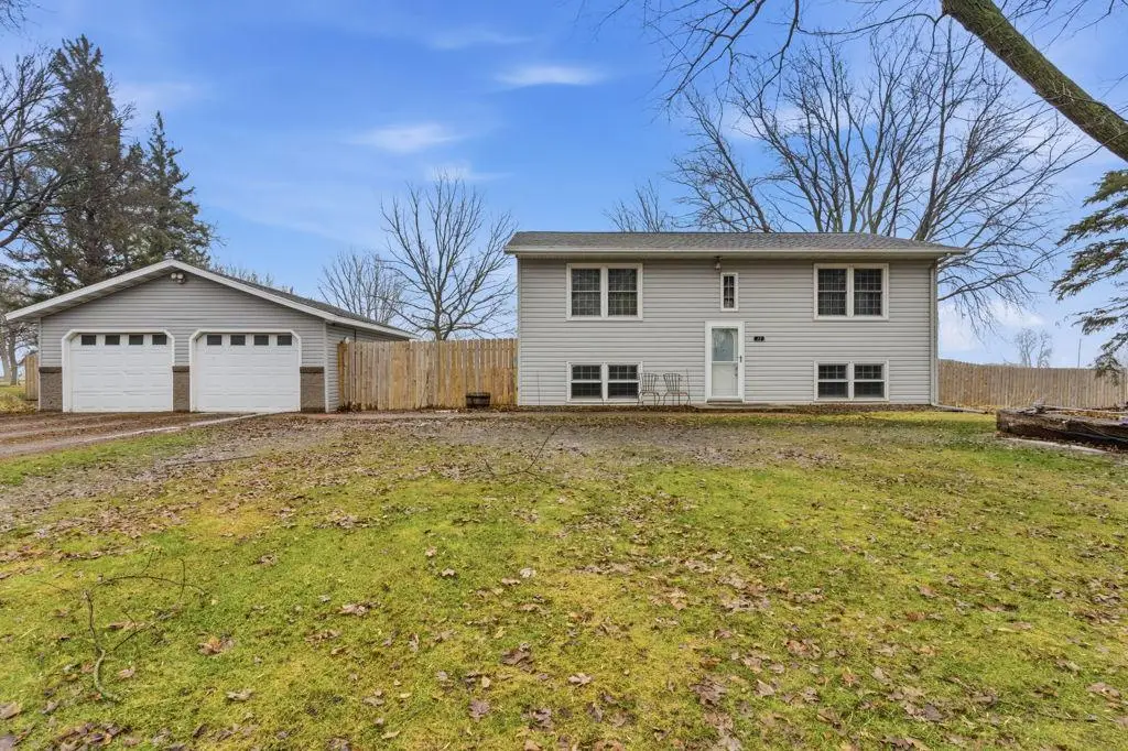 11 N Renstrom Street, Blomkest, MN 56216 - #1