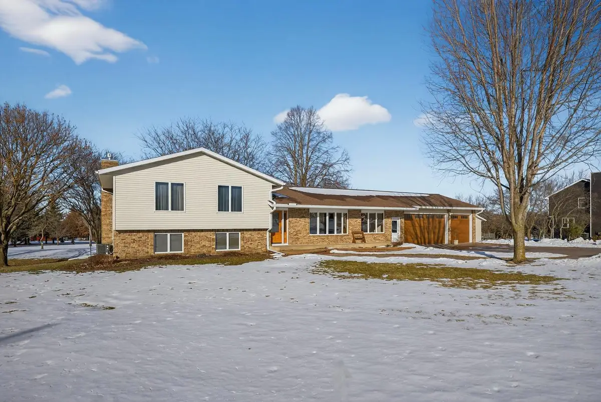 1477 Laurel Court Se, Rochester, MN 55904 - Image #1