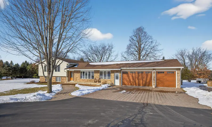 1477 Laurel Court Se, Rochester, MN 55904 - Image #2