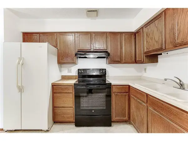 1000 41st Avenue Ne #204, Columbia Heights, MN 55421