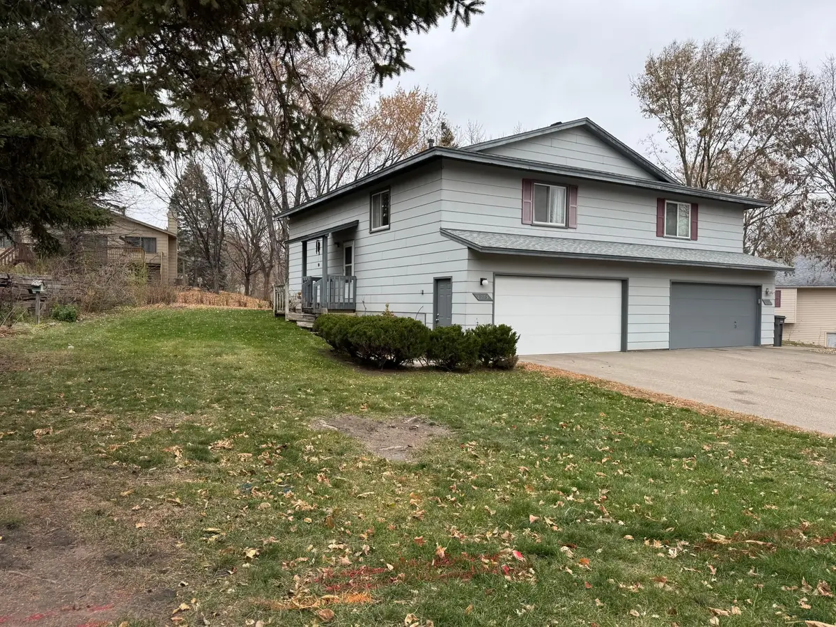 8275 Cypress Lane, Eden Prairie, MN 55347 - Image #1